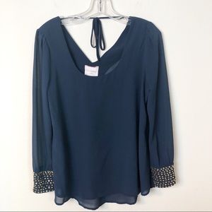 ROMEO & JULIET COUTURE NAVY TOP M